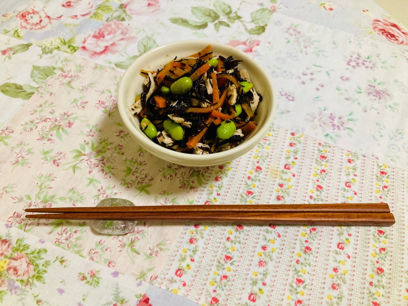 ひじきと枝豆とささみのサラダ